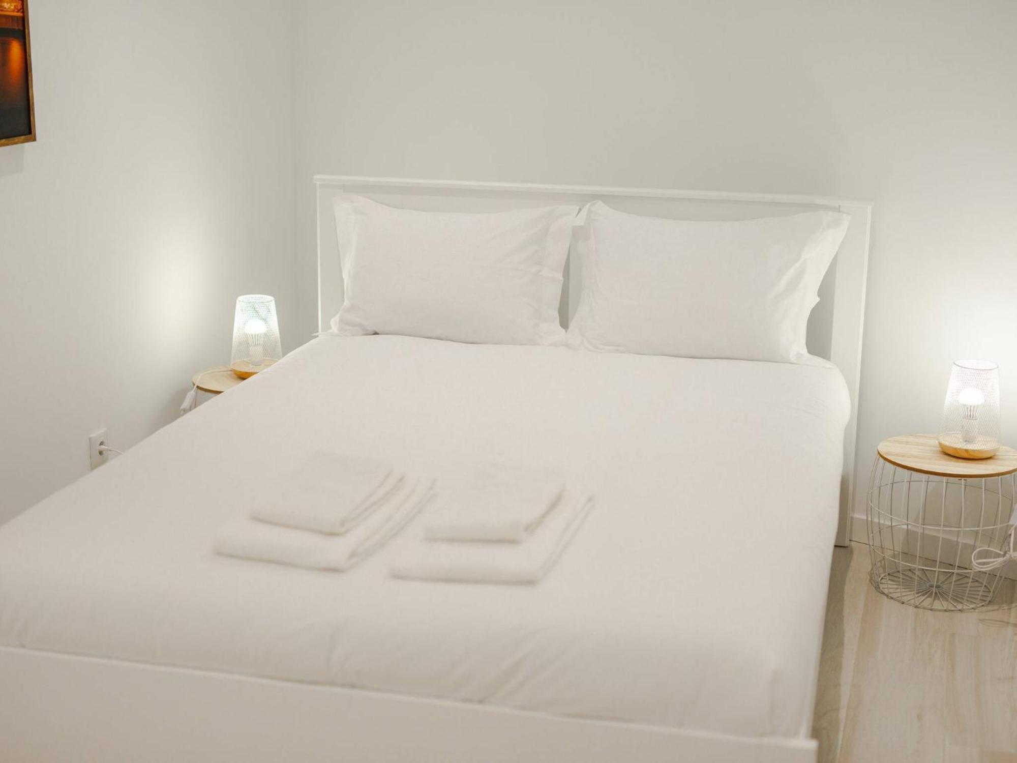 Вилла Oporto Guest - Maia House Экстерьер фото